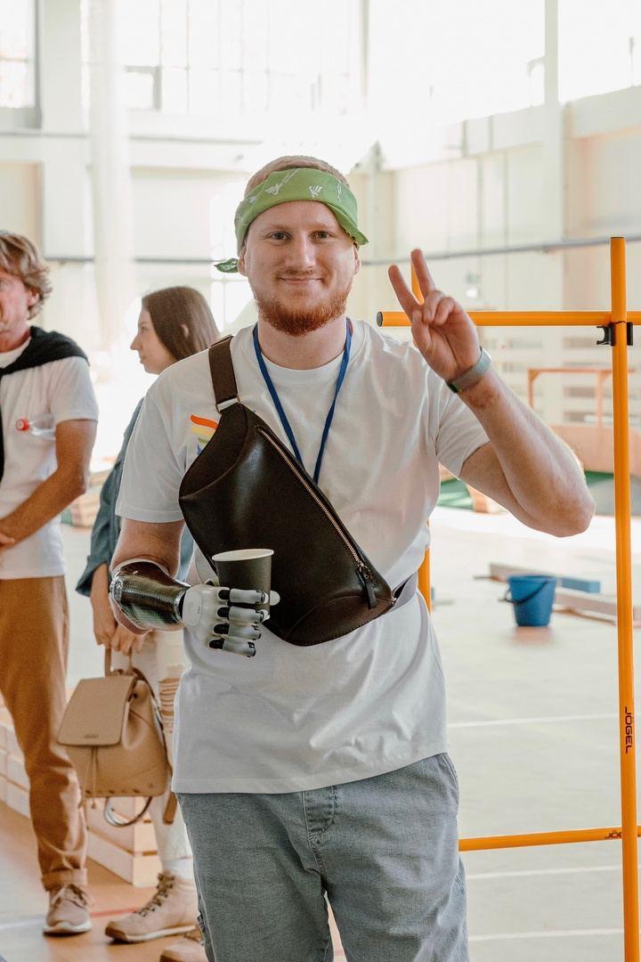 Алексей Логинов, пользователь бионической кисти VINCENTevolution4 занял первое место на соревнованиях 