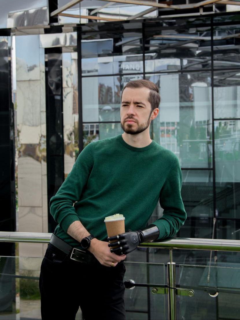 kirill_kolcov_s_kistyu_VINCENTevolution5